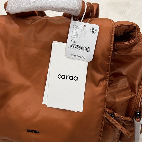 Caraa sports bag perfect diaper or travel bag!! - Picture 4 of 15